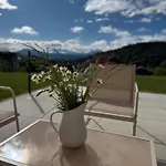 아파트 Anton's - &