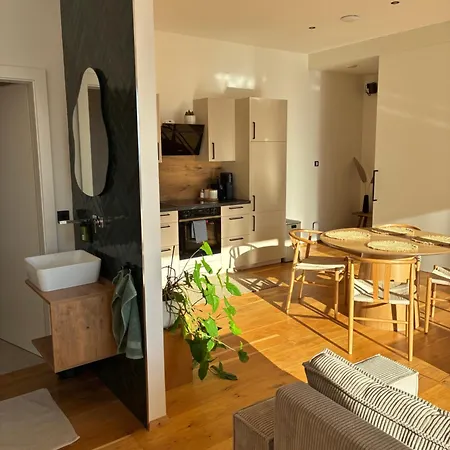 Anton's - & * Velden am Wörther See