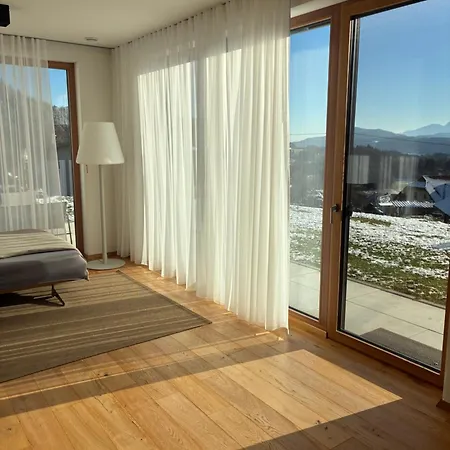 Appartement Anton's - & *