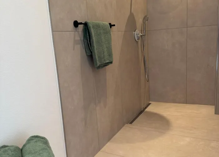 Anton's - & * Velden am Wörthersee