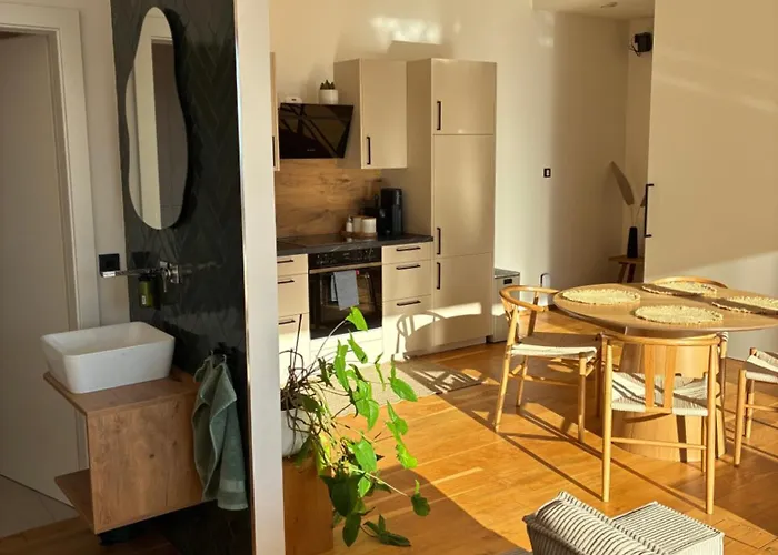 Anton's - & * Velden am Wörthersee